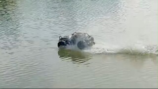 Challenge to float on water, and see if you can succeed?