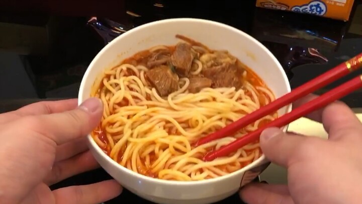 It’s late at night, and the goddess is actually hungry!