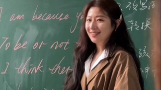 The teacher casually wrote a sentence that made the entire class fall in love with English...