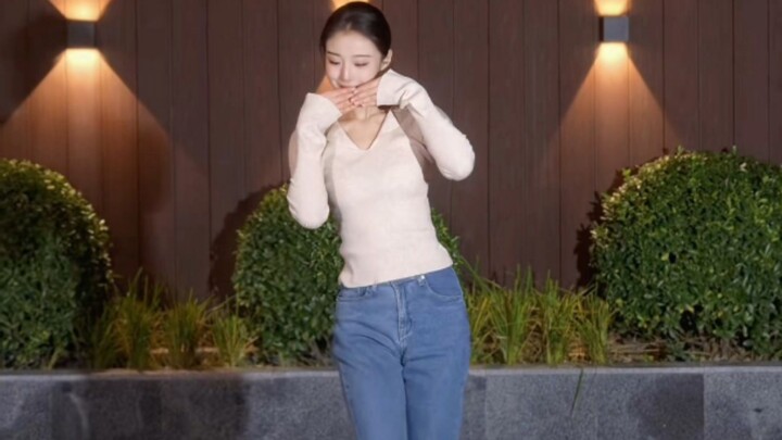 Handan Learning to Walk Dance