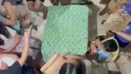 magandang para sa LAHAT ❤️  small thing gifts