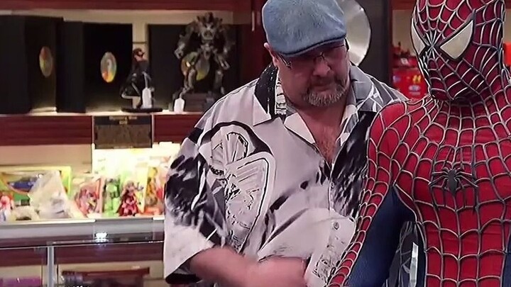 Di Pawn Stars, kostum Marvel Spider-Man dijual dengan harga yang sangat rendah setelah penilaian ahl