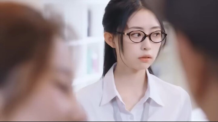 เจอบอสจะไล่ออก พอบัญชีได้เงินเป็นพันล้าน—เงียบสนิท