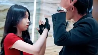 CEO dicuri hatinya oleh istri kontraknya, tak bisa menahan diri dan tergila-gila