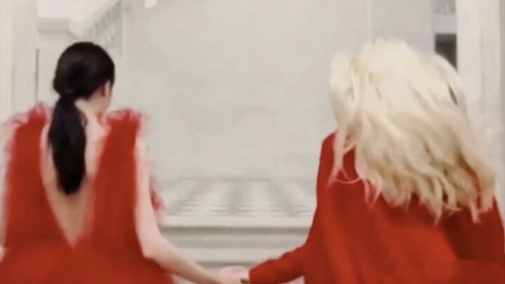 Reba and Anya are holding hands! It feels like a dreamy connection!