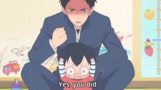 có thằng ANH TRAI thích nóichuyện bằng NẮM ĐẤM  =__=