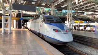 Seoul Station, KTX Trains at Grade Crossing