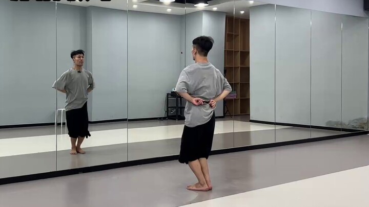 【Bai Xiaobai】Pengajaran koreografi jazz gaya Tiongkok berbasis cermin untuk "Pure Sister"