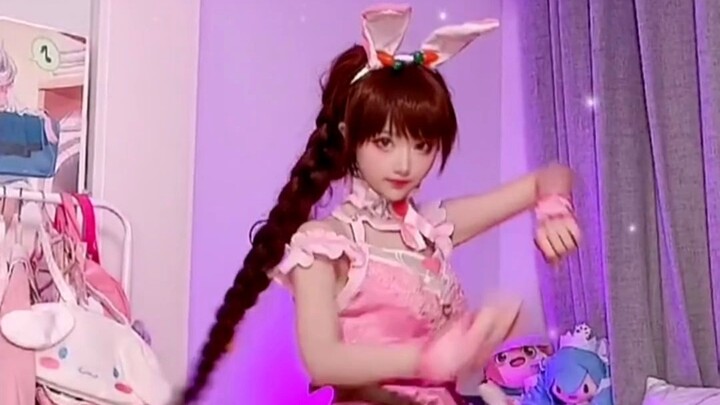 [cosplay] Kelinci hanya makan rumput~