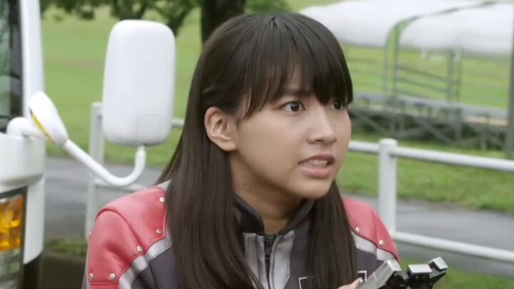 【Ultraman X’s Roast】Ini ulang tahun ke-10 Headphone Baby! Masih ingat dia?