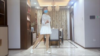 Tôi sắp giẫm nát sàn Cung điện Mặt trăng rồi! ⌯>𖥦<⌯ | 千里邀月