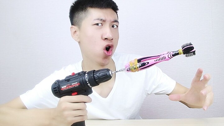 Chàng trai tự chế bàn chải đánh răng điện bằng máy khoan, hiệu quả làm sạch cực kỳ tốt, chỉ có điều 