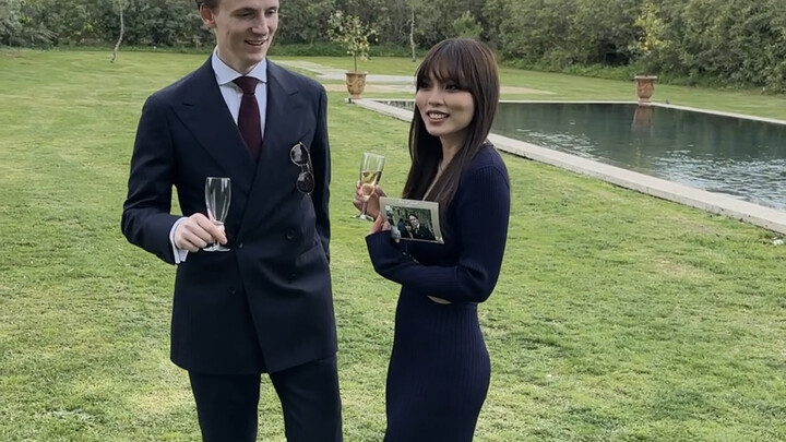 White people's white skin anxiety has reached the next level.