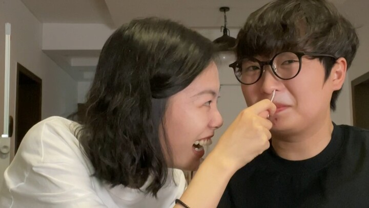 This challenge is so inhumane hahahaha!!! I am dying of laughter