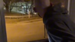 『歪果仁恶搞挑战』建议声音调小