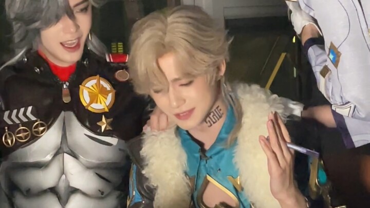 “إذن يا ساجين، ماذا حدث بينك وبينها في النهاية؟”