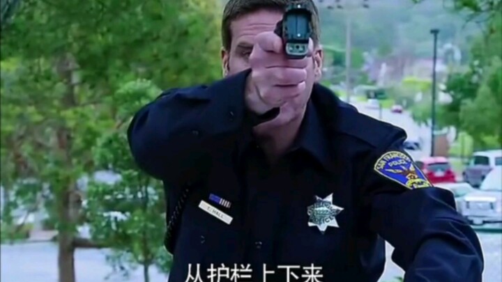 الأمن في أمريكا رائع فعلاً (مدفع كلاب)