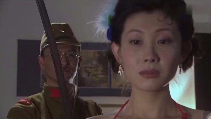 [Movie] Chinese Girl Being Forced To Stripe Naked By Japanese Army