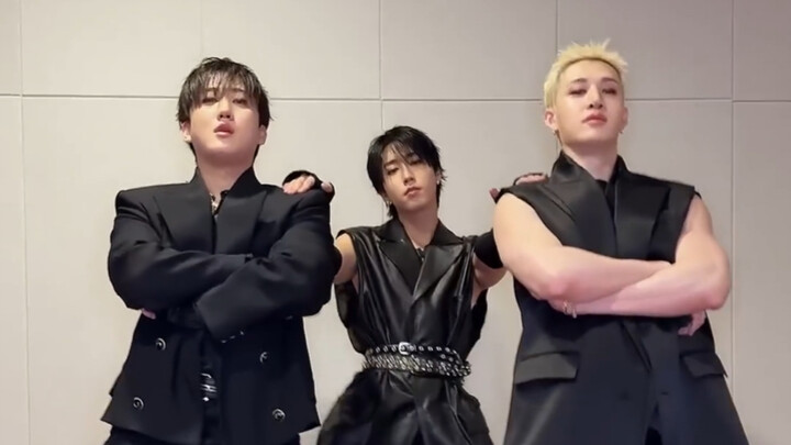 Bang Chan, Seungmin, Hyunjin: Tantangan Tari ABRACADABRA