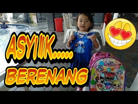 Asik Berenang di BCNY Cianjur bawa tas LoL