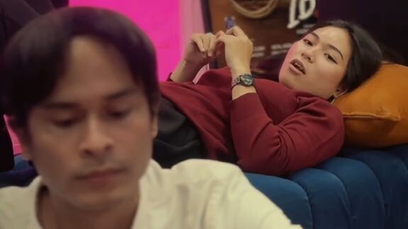 Saat kita pergi, bahkan masih aja jadi bahan pertanyaan.. Kira-kira siapa yang paling lama nunggu ki