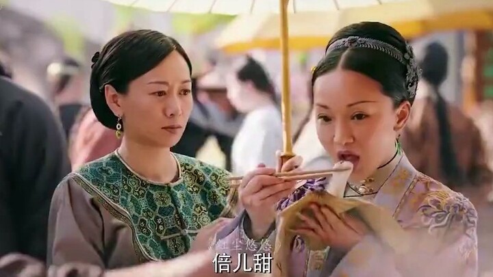 卖糕点的老头或许认出了如懿吧，那一抹笑意带有苦涩啊