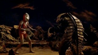 Kira, monster yang relatif kuat di generasi pertama Ultraman, tidak berpengaruh padanya karena cahay