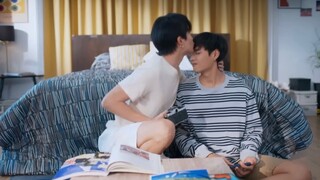 [BL] ไม่อยากหอมอย่างเดียว…ขอทำอย่างอื่นด้วยได้ปะ!!?