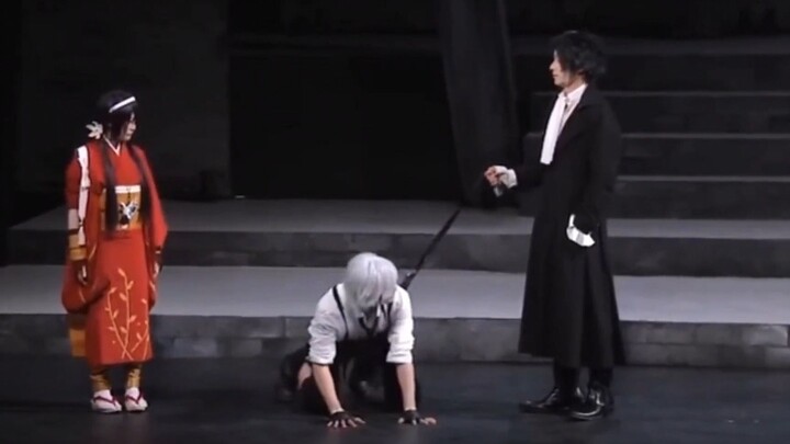 Akutagawa sneaking the tiger is so funny, haha!