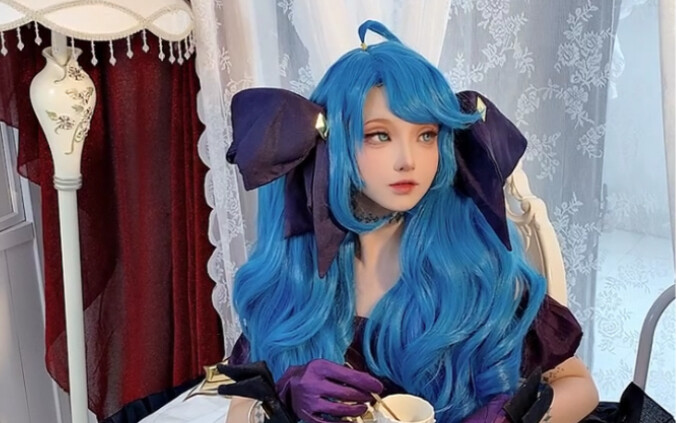 Liên Minh Huyền Thoại cos Cảnh quay Gwen