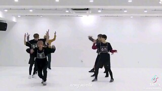 BTS 4EVER ARMY