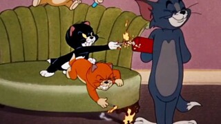 Tom vẫn còn quá ngây thơ