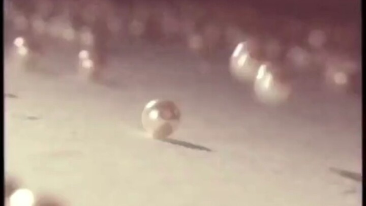 جيني هي من قصت مقطع الترويج الفردي بنفسها!!! جميلة جدًا!