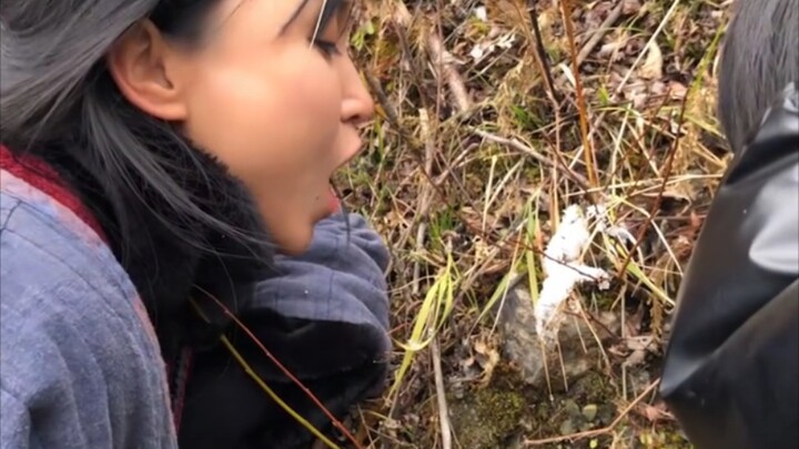 Li Ziqi’s everyday behind-the-scenes footage proves the marketing accounts wrong—she doesn’t photosh