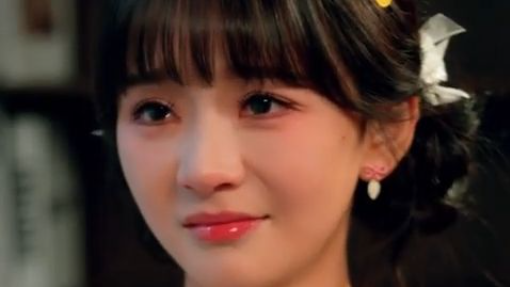 Ia terjebak pernikahan palsu dengan bosnya,tanpa tahu pria yang tidur dengannya