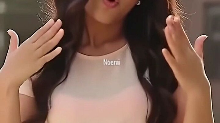 just Noemi still single you can try