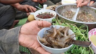 ĂN GỎI TÔM | Hoa Ban Tây Bắc