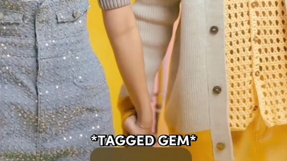 ikaw ba naman di ma sasaktan pag my ka holding hands ang bebe mo😅i feel yah gemgem