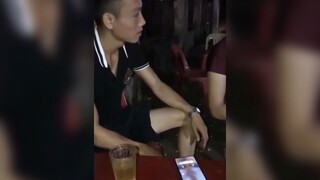 Ai khóc nỗi đau này