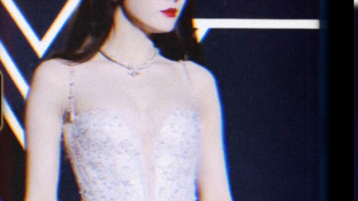 【Dilraba Dilmurat/Penghargaan Bintang】Aku itu bangsawan, kalian tidak pantas