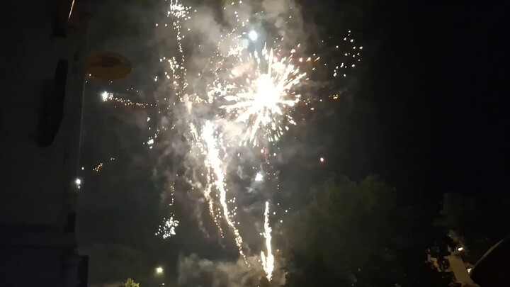 feux d'artifice avec vigilance de vent a 80 km