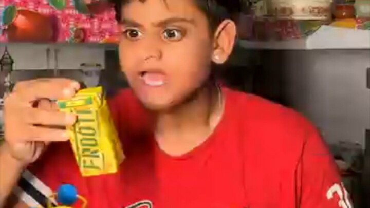 chotabhai ki frooti pi li 😂😆| Indian family 😃| #shorts