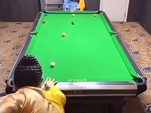 我觉得没什么，反正手都不干净#这台球一打一个不吱声