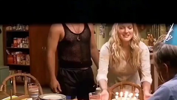 Accompanying someone is the most enduring confession of love, and protecting someone is the most sil