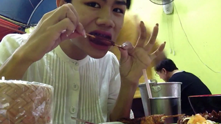 แม่ด้าหาแดก EP 82 ต้มแซบ ส้มตำ อร่อยๆ ห้วยขวาง