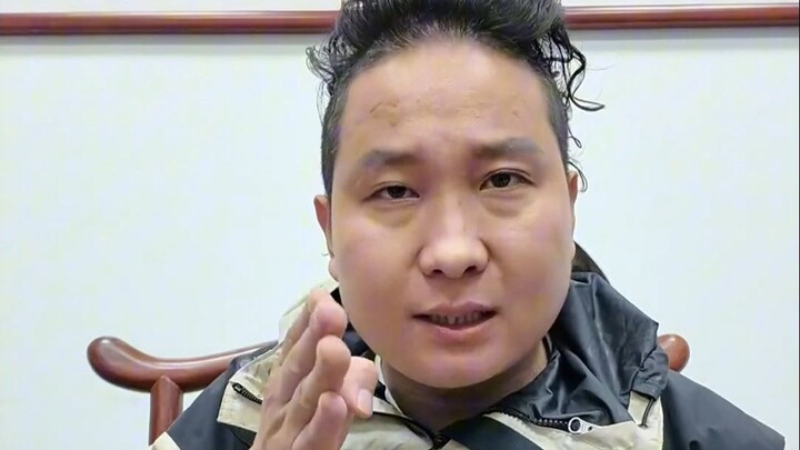 Kecelakaan Gila! Pejalan Kaki Langgar Lampu Merah Hingga Nenek Ditabrak, Apakah Pemilik Mobil Bertan