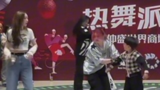 Tại sao cha mẹ không cho con nhảy múa?