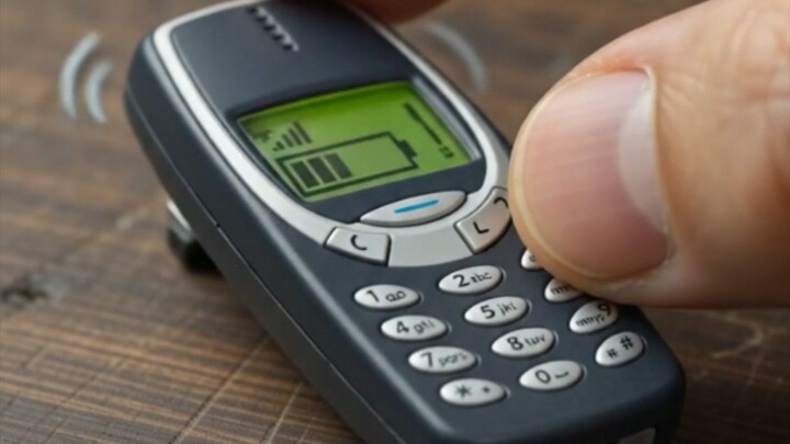 Tiny phone, BIG nostalgia. 📱