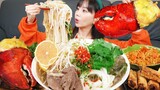 대왕 랍스터 버터구이 🦞 직접 만든 쌀국수 먹방 레시피 Homemade Rice Noodle Pho with Grilled Cheese Lobster Recipe Mukbang