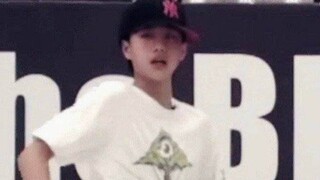 【王一博】【这就是街舞】2011年12岁的洛阳嘻哈帮王一博街舞battle视频